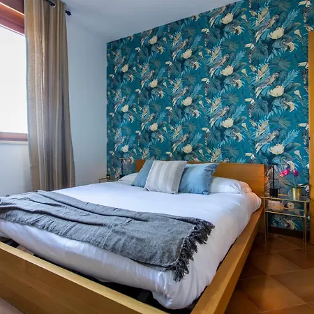 Emilia Modern With Free Parking Appartement *